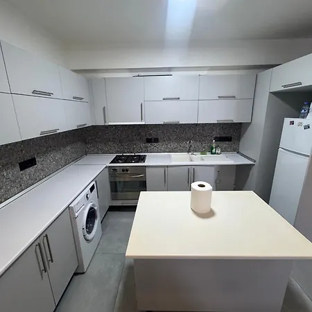 Joy Residence- 3 Bedroom Appartement